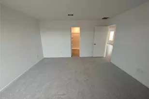 657 Maria Elena Way, Cleveland, TX 77327 - Photo 11