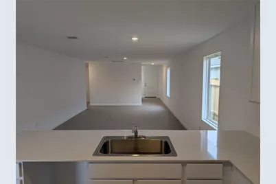 657 Maria Elena Way, Cleveland, TX 77327 - Photo 3