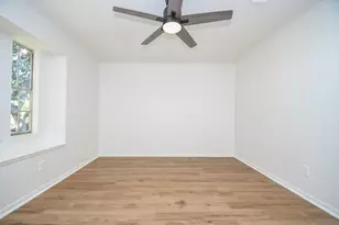 7703 Braesridge Ct, Houston, TX 77071 - Photo 21