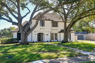 7703 Braesridge Ct, Houston, TX 77071 - Photo 3