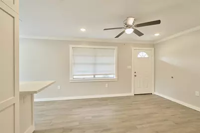 309 S Magnolia Street, Tomball, TX 77375 - Photo 9