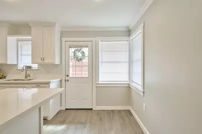 309 S Magnolia Street, Tomball, TX 77375 - Photo 17