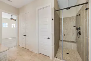 4003 Beacon Fisher Dr, Houston, TX 77018 - Photo 9