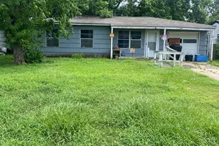 5410 Heron Dr, Houston, TX 77033 - Photo 1