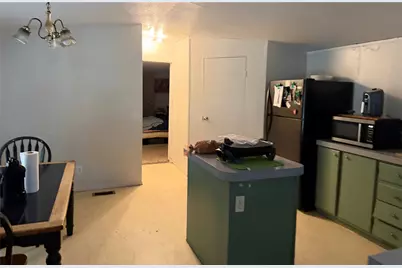 410 Travis, Richmond, TX 77469 - Photo 3
