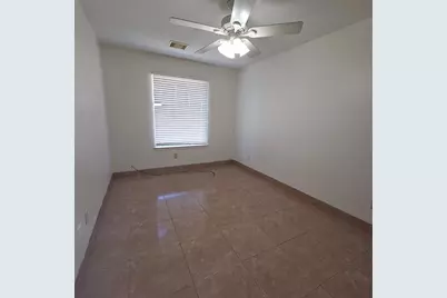 10834 Cayman Mist Dr #3, Houston, TX 77075 - Photo 1