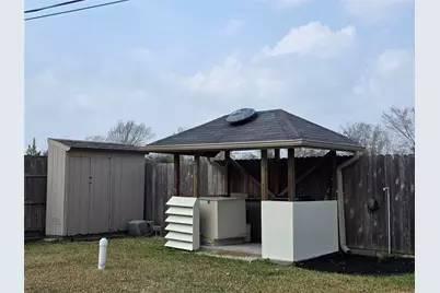 1427 Basswood Springs Court, Houston, TX 77062 - Photo 37