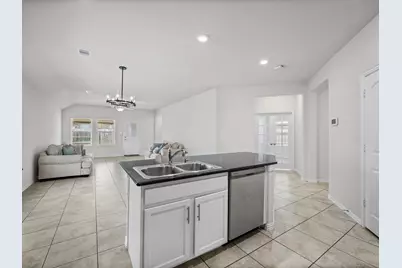 8915 English Manor Drive, Cypress, TX 77433 - Photo 9