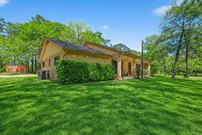 802 Sentinel Oaks, Pinehurst, TX 77362 - Photo 3