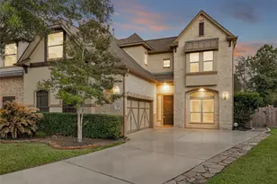 114 S Knights Crossing Dr, The Woodlands, TX 77382 - Photo 1