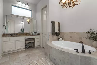 114 S Knights Crossing Drive, The Woodlands, TX 77382 - Photo 23