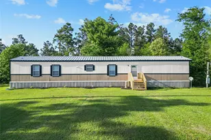 443 W Lone Oak Rd, Onalaska, TX 77360 - Photo 1