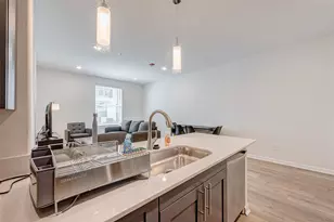 2445 Shadow View Ln, Houston, TX 77077 - Photo 9
