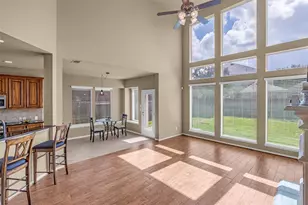 2807 Arbor Brook Ln, Pearland, TX 77584 - Photo 7