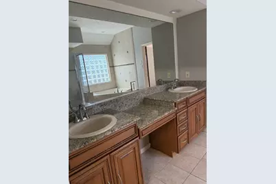 923 W 41st Street, Houston, TX 77018 - Photo 13