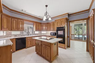 2907 Crystal Falls Dr, Houston, TX 77345 - Photo 5