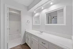 2907 Crystal Falls Dr, Houston, TX 77345 - Photo 17