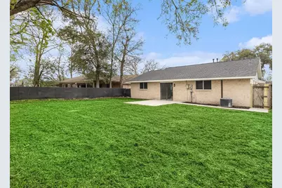 1510 Tarberry Road, Houston, TX 77088 - Photo 17