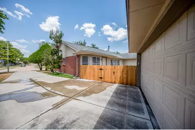 13211 Rosstown Drive, Sugar Land, TX 77478 - Photo 29