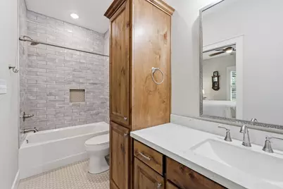 613 N 13th Street, Nederland, TX 77627 - Photo 25