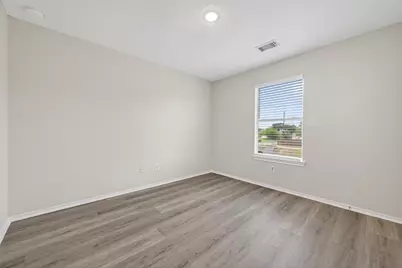 6915 Great Oaks Shadow Drive, Houston, TX 77083 - Photo 41