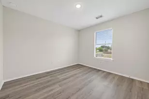 6915 Great Oaks Shadow Dr, Houston, TX 77083 - Photo 41
