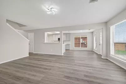 6915 Great Oaks Shadow Drive, Houston, TX 77083 - Photo 23