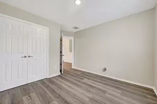 6915 Great Oaks Shadow Dr, Houston, TX 77083 - Photo 39