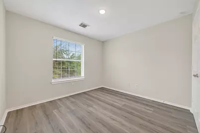 6915 Great Oaks Shadow Drive, Houston, TX 77083 - Photo 37