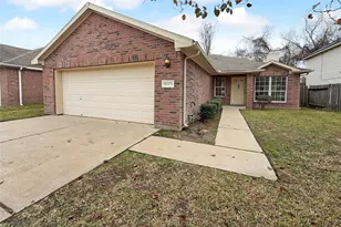 18472 Sunrise Oaks Ct, Montgomery, TX 77316 - Photo 1
