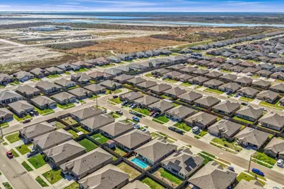 7826 Bullrider Drive, Corpus Christi, TX 78414 - Photo 41