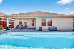 7826 Bullrider Dr, Corpus Christi, TX 78414 - Photo 7