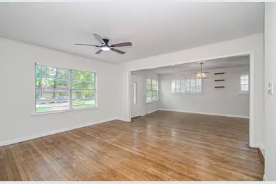 1100 Cowan Avenue, Conroe, TX 77301 - Photo 15