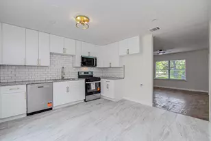 1100 Cowan Ave, Conroe, TX 77301 - Photo 17