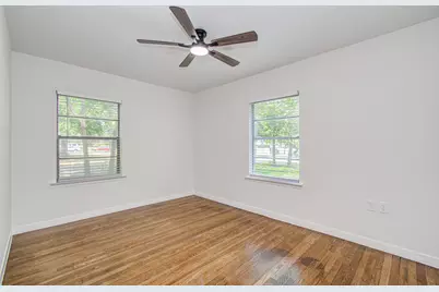 1100 Cowan Avenue, Conroe, TX 77301 - Photo 29