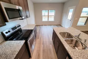 942 Amesbury Ct, Montgomery, TX 77316 - Photo 9