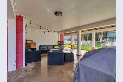 13707 Pirates Beach Boulevard, Galveston, TX 77554 - Photo 25