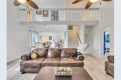 13707 Pirates Beach Boulevard, Galveston, TX 77554 - Photo 9