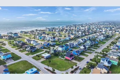 13707 Pirates Beach Boulevard, Galveston, TX 77554 - Photo 39