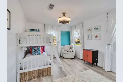 13707 Pirates Beach Boulevard, Galveston, TX 77554 - Photo 19