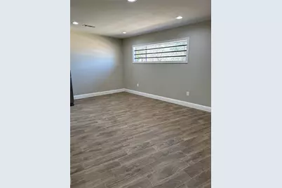 5420 Aldine Bender  C Road, Houston, TX 77032 - Photo 3