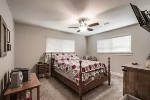 3600 Autumn Ln, Baytown, TX 77521 - Photo 31