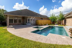 2435 Thorndon Park Ct, League City, TX 77573 - Photo 5
