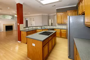 2435 Thorndon Park Ct, League City, TX 77573 - Photo 17
