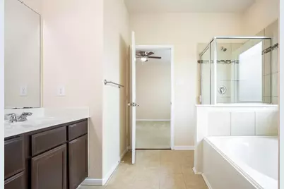 5215 Espuela Lane, Baytown, TX 77521 - Photo 15