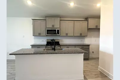 2055 Emerald Lake Trail, Dayton, TX 77535 - Photo 9