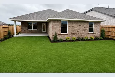 2055 Emerald Lake Trail, Dayton, TX 77535 - Photo 9