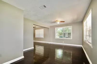 2109 Jeridona Street, La Marque, TX 77568 - Photo 3