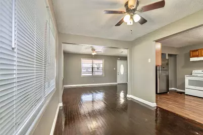 2109 Jeridona Street, La Marque, TX 77568 - Photo 5
