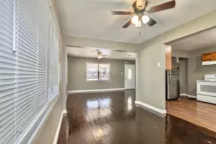 2109 Jeridona St, La Marque, TX 77568 - Photo 5